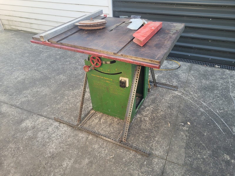 Table Saw Carousel 2