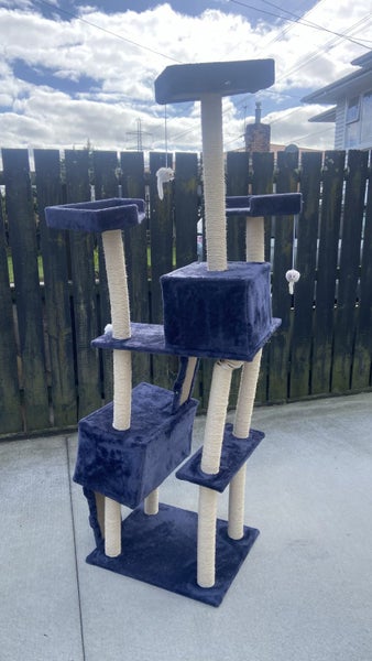 Cat Tree Scratching Post Tower Carousel 2
