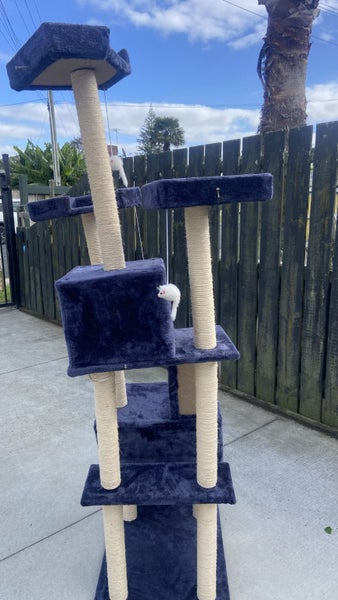 Cat Tree Scratching Post Tower Carousel 1