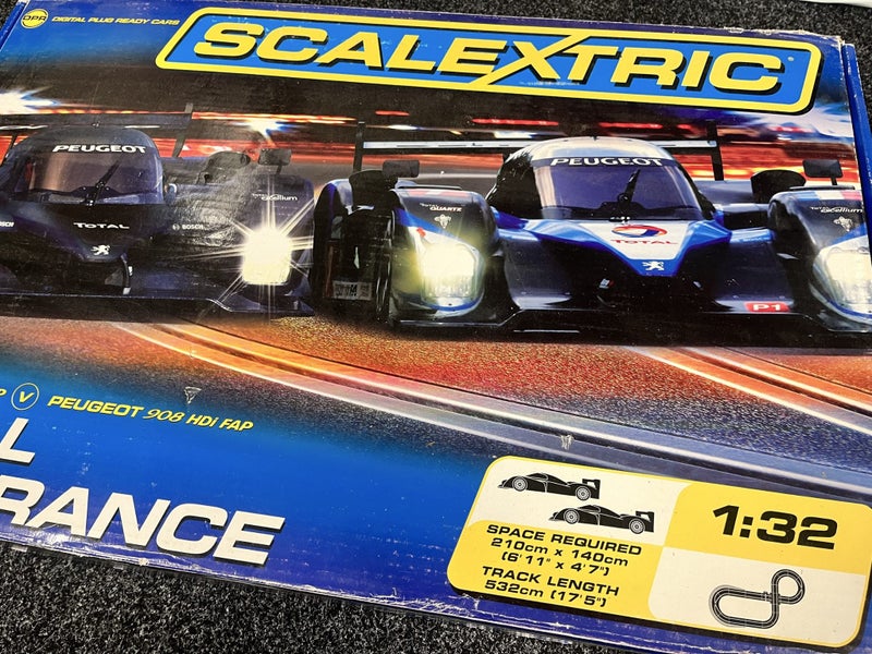 Scalextric Track Set Carousel 1