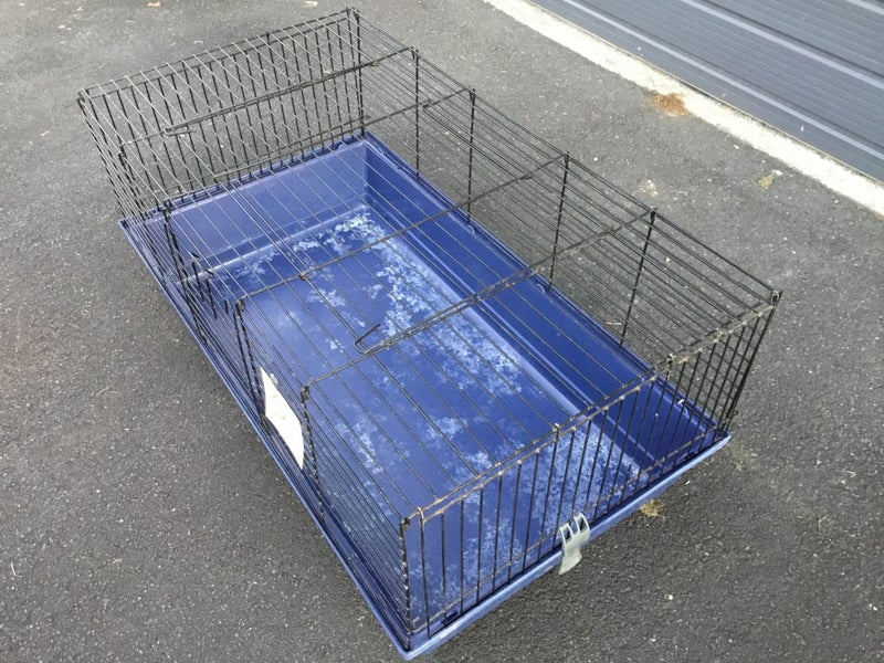 Small critter cage, one of seven I have listed Carousel 2