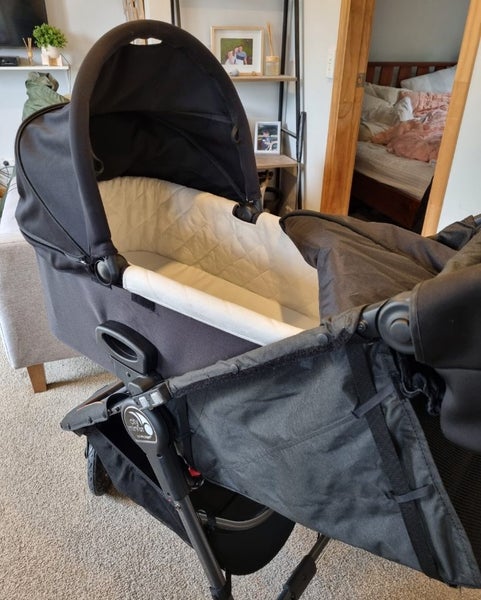 Baby Jogger Bassinet Carousel 2