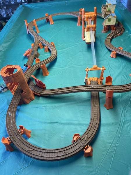 THOMAS & Friends Trackmaster Zip.Zoom & Logging Adventure Carousel 16