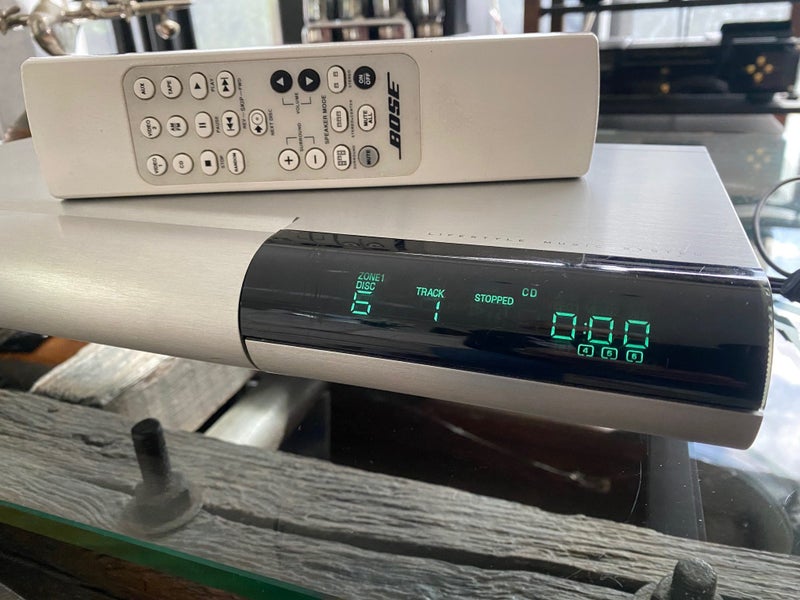 Bose Lifestyle Model 20 Music System Carousel 1