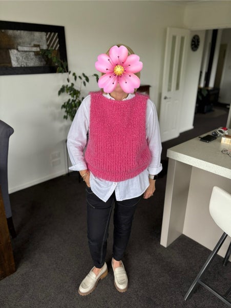 Vest-New-Mohair-Pink Carousel 1