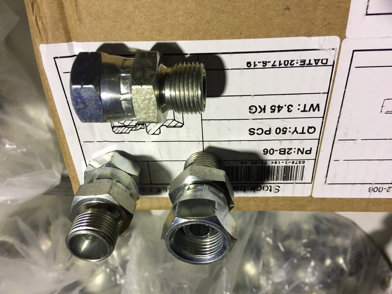 BSP Female to adapter/reducer from 1/4'' to 1'' Carousel 2
