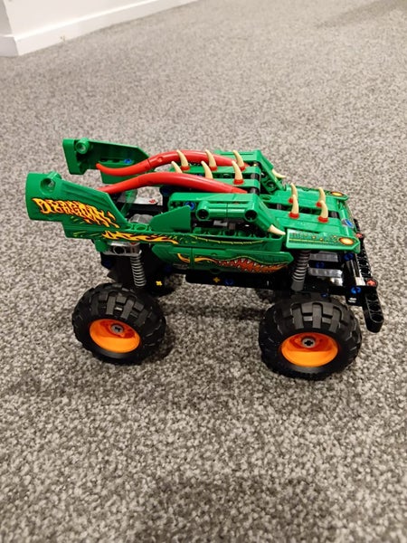 Lego MONSTER JAM Truck Carousel 1