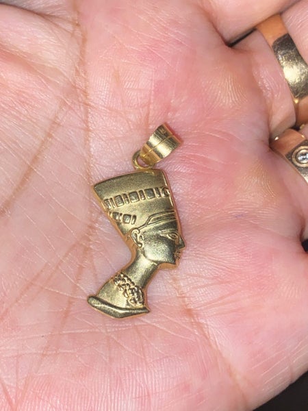18ct Gold Nefertiti Pendant - 3 Grams Carousel 2
