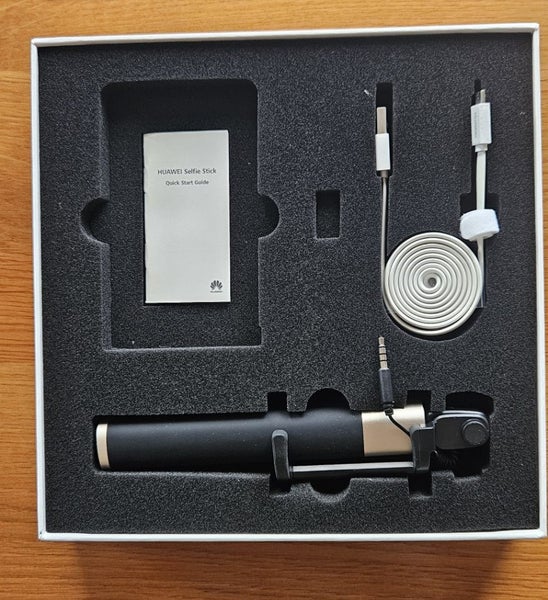 Huawei Selfie Stick Carousel 1