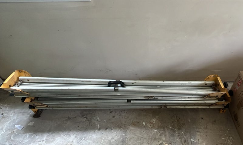 Dewalt drop saw stand x2 Carousel 1
