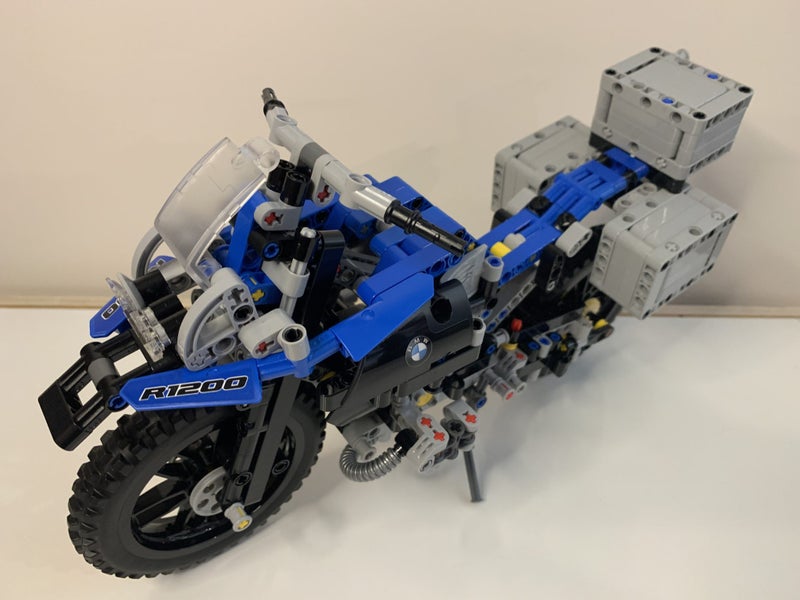 42063 BMW R 1200 GS Adventure Carousel 6
