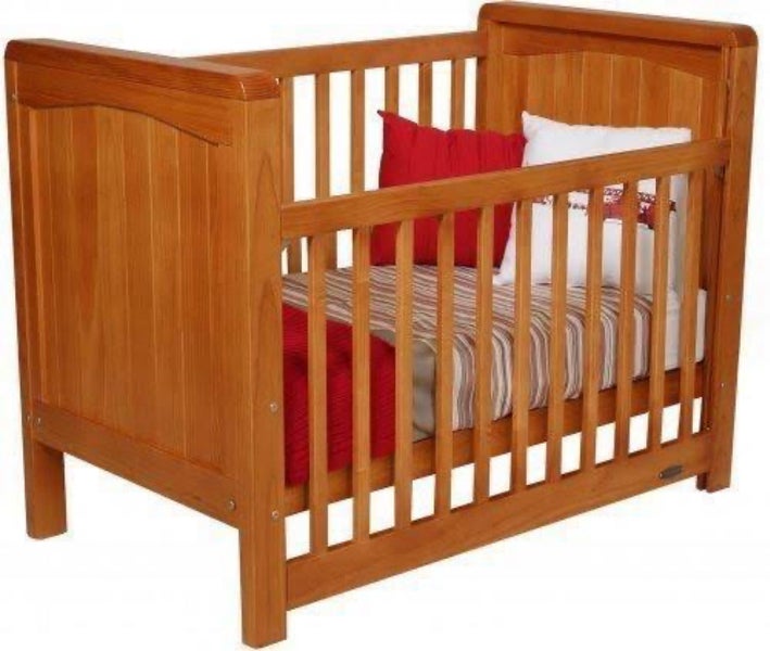 Touchwood cot and mattress Carousel 2