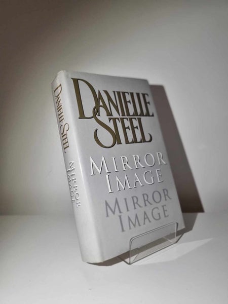 Mirror Image Mirror Image - By Danielle Steel64022361423874113