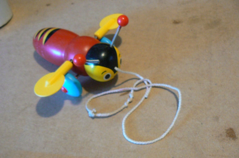 BUZZY BEE - Near new Carousel 7