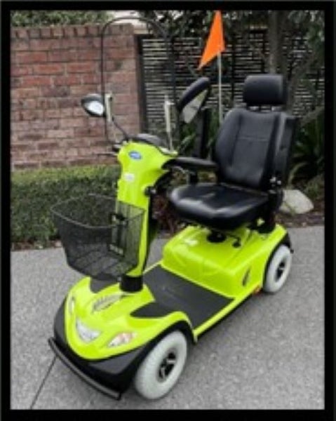 Invacare Comet Pegasus Metro Mobility Scooter Carousel 2