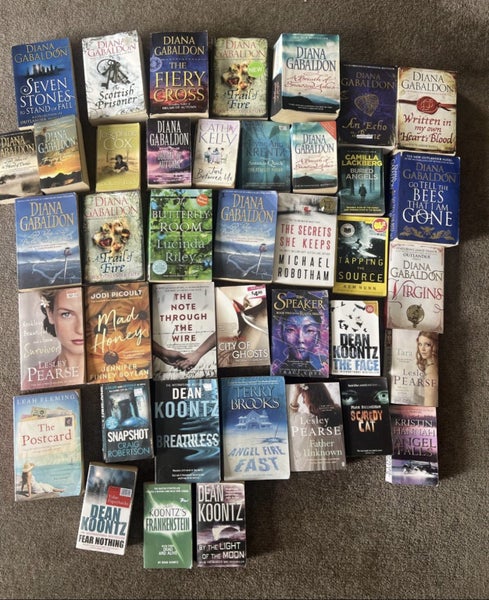 Bulk Books Carousel 1