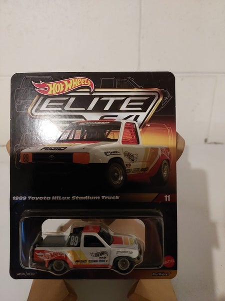 HOT WHEELS ELITE 64 1989 TOYOTA HILUX STADIUM TRUCK62863857171331112