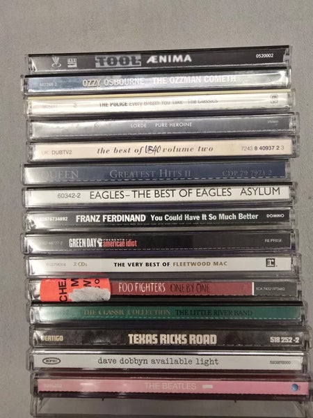 Bulk lot of CDs Carousel 2