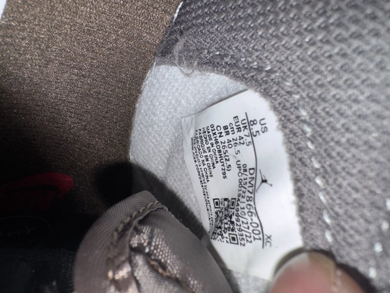 Travis Scott Air Jordan 1 Carousel 4