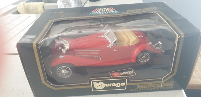 Burago die cast Mercedes Carousel 2