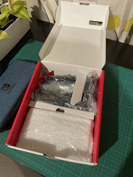 Nintendo Switch OLED Dock set + Case Carousel 2