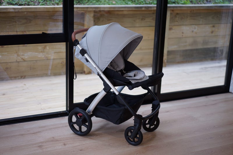 Clean pram in excellent condition Carousel 1