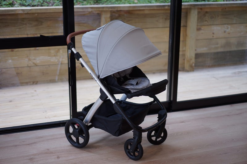 Clean pram in excellent condition Carousel 2