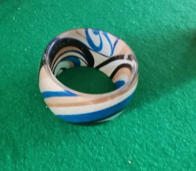 Retro Resin Bangle Carousel 2