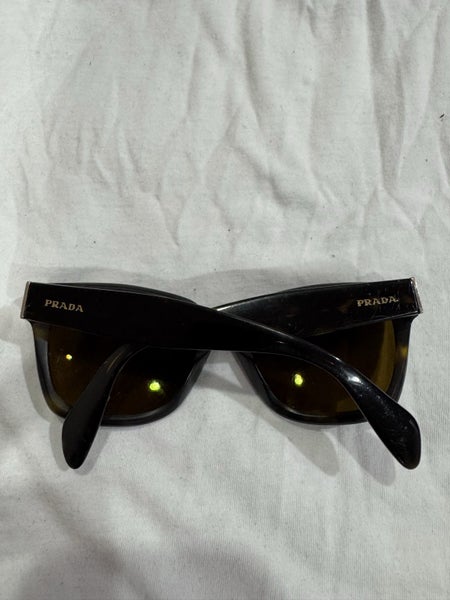 Prada sunglasses Carousel 1