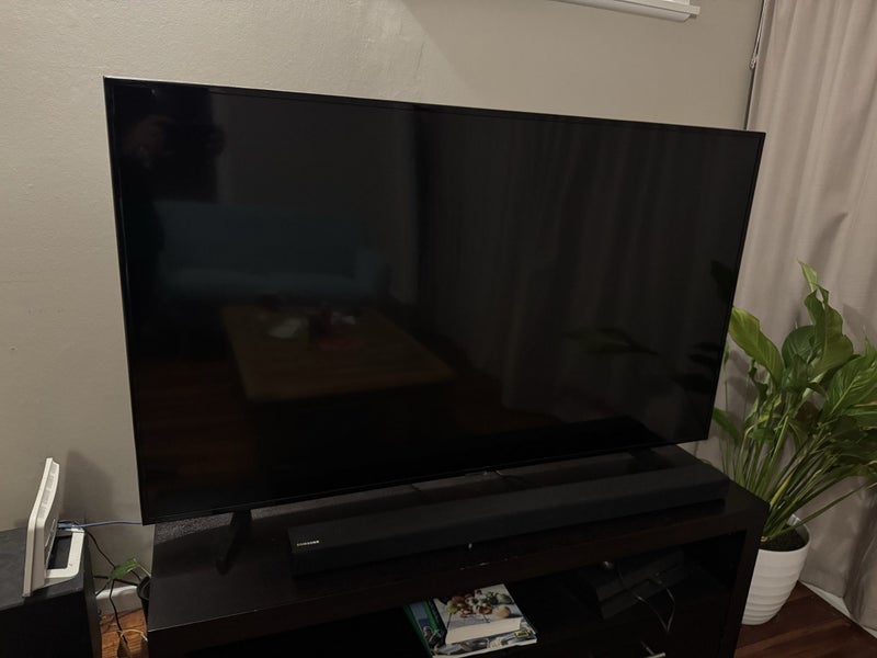 Samsung 55 inch TV UHD 4K Smart TV NU7090 Series 7 Carousel 1