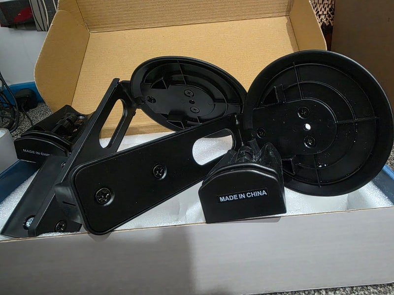Sonos ERA 100 Speaker - Black wall mount Carousel 2