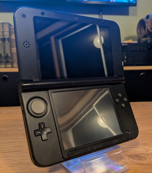 Nintendo 3DS XL – Blue Console + Smash Bros & Asphalt 3D – New Glass Lens Carousel 1