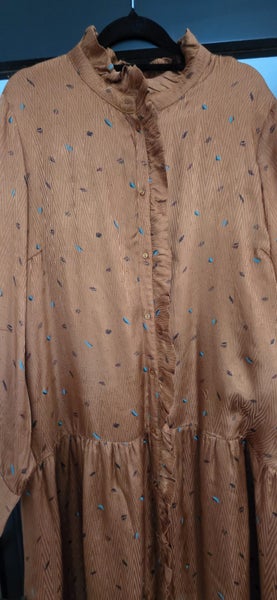 GESTUZ DRESS sz 10 $1R!! Carousel 5