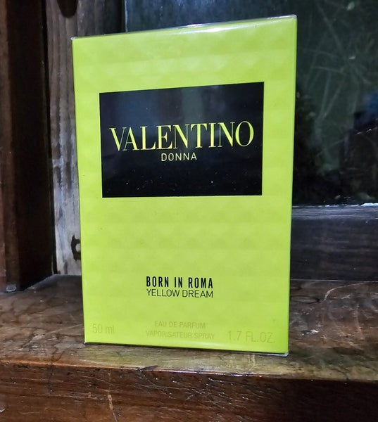 Valentino Donna Born in Roma Yellow Dream EDP NEW Carousel 1