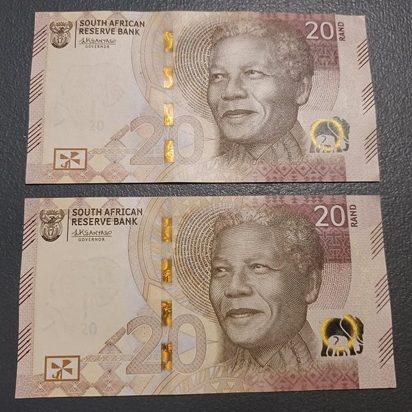 South Africa - 20 Rand banknote x 2 (2023) Carousel 2