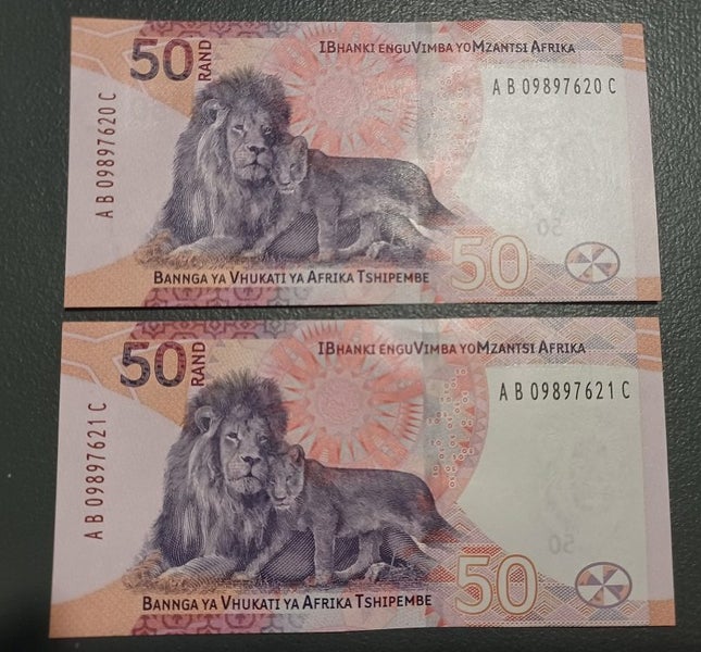 South Africa - 50 Rand banknote x 2 (2023) Carousel 1