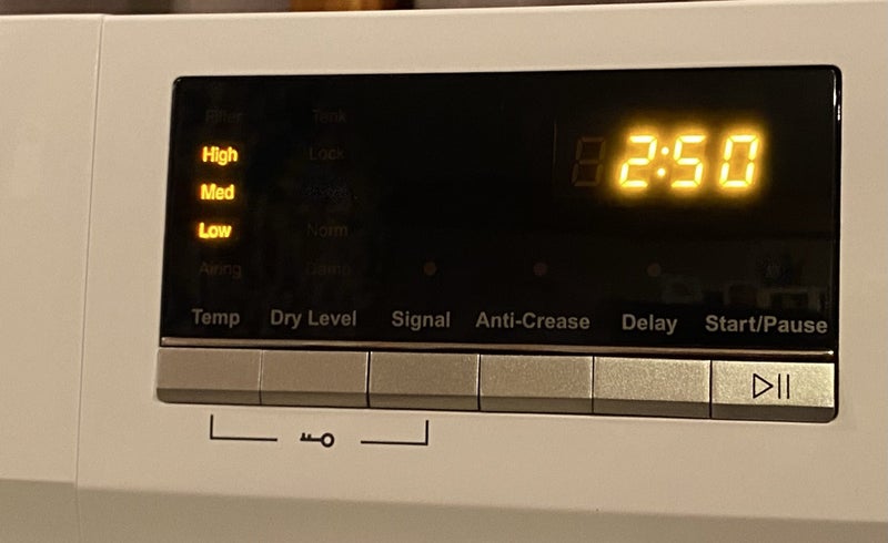 Haier 8kg ventless sensor Condenser Dryer. Carousel 6