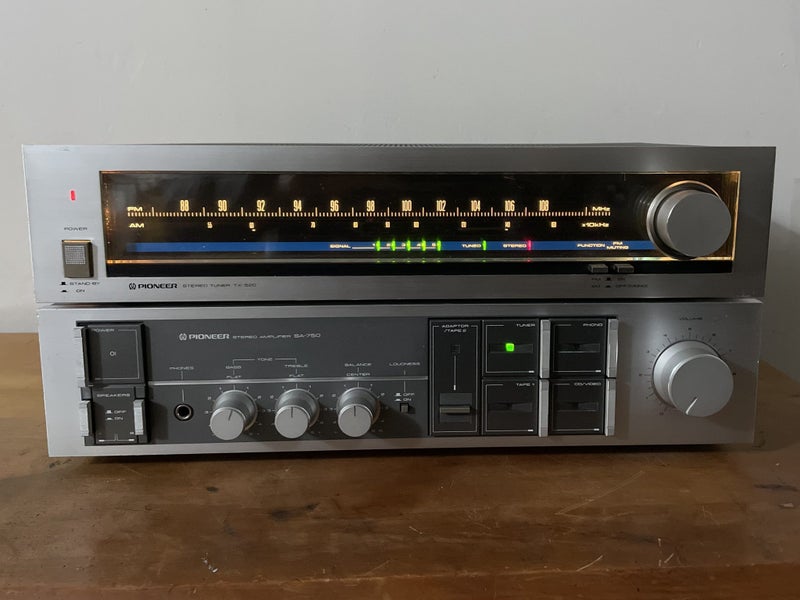 Pioneer Stereo Amplifier SA-750 & Tuner TX-520 | Clean Vintage Pair with Phono Carousel 1