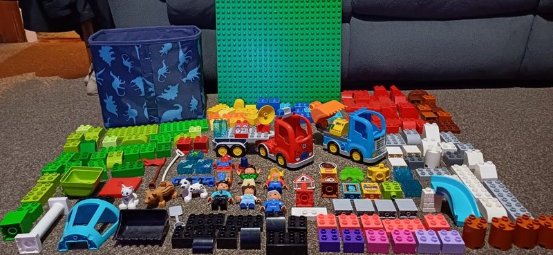Bulk Lego Duplo Carousel 1
