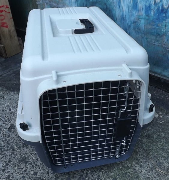 Cat/small dog carrier cage - flight approved Carousel 2