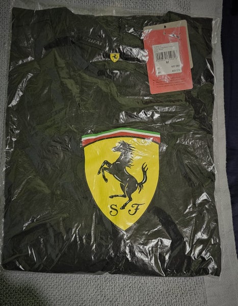 Men's Ferrari T Shirt Size M NEW Carousel 1
