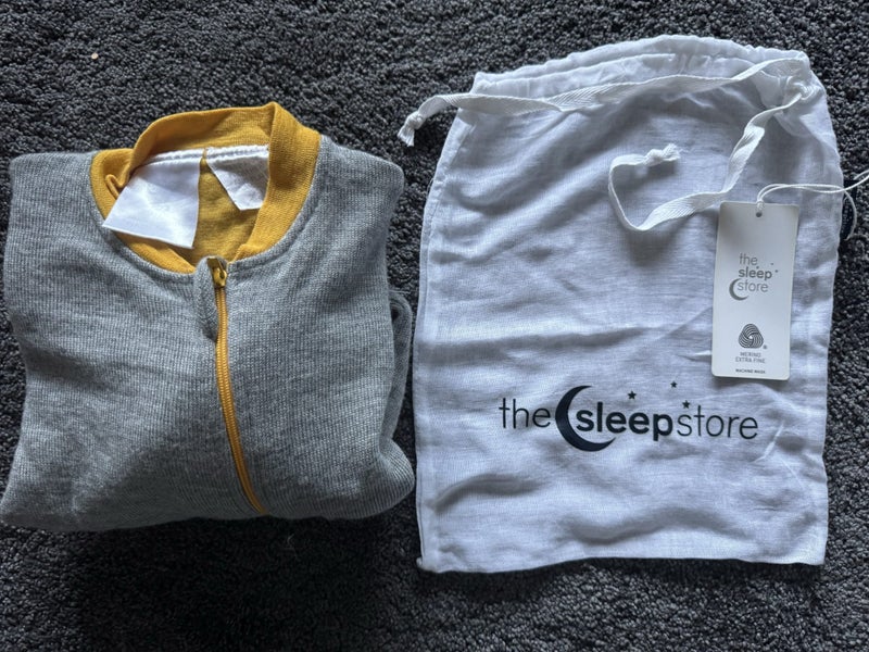 Sleep Store size 2 thick NZ merino PJ suit excellent condition Carousel 2