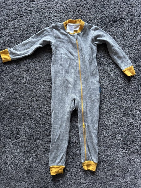 Sleep Store size 2 thick NZ merino PJ suit excellent condition Carousel 1