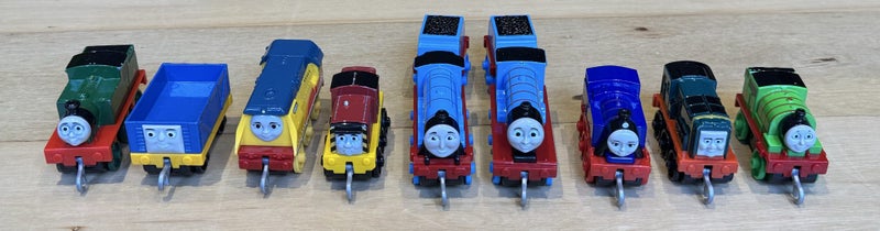 Bulk Diecast Thomas engines (2018 Mattel Gullane Thomas) Carousel 2