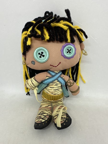 Monster High plush doll and pet Carousel 2