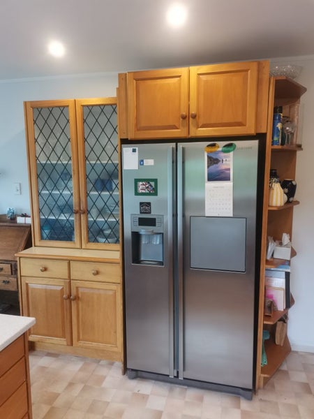 Kitchen for removal Carousel 1