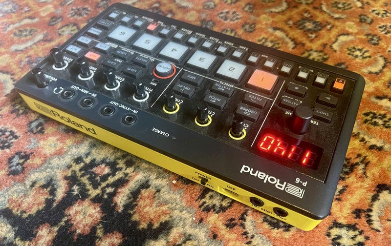 Roland Aira P-6 Carousel 2