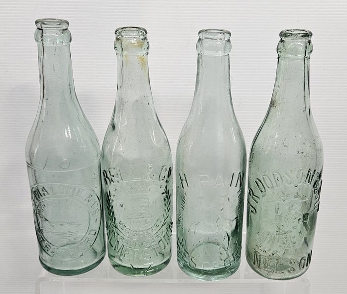 4 x nice pictorial 10oz aqua crown top bottles Carousel 1