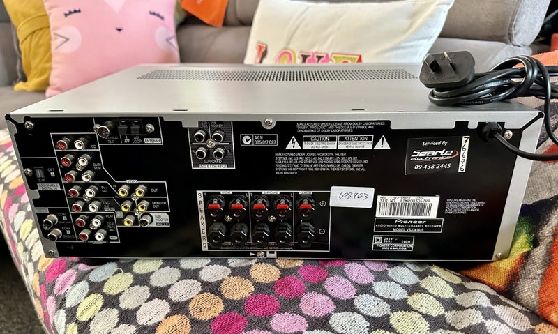 Pioneer VSX-416 multi-channel receiver Carousel 2