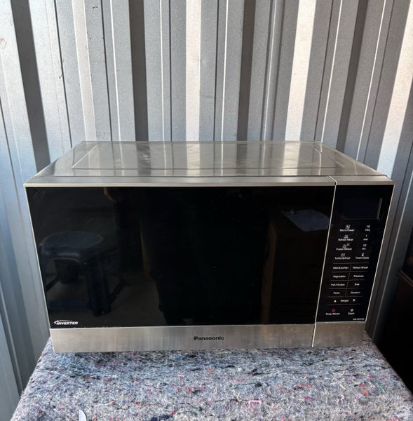 Panasonic 27L Inverter Microwave (CL842) Carousel 1